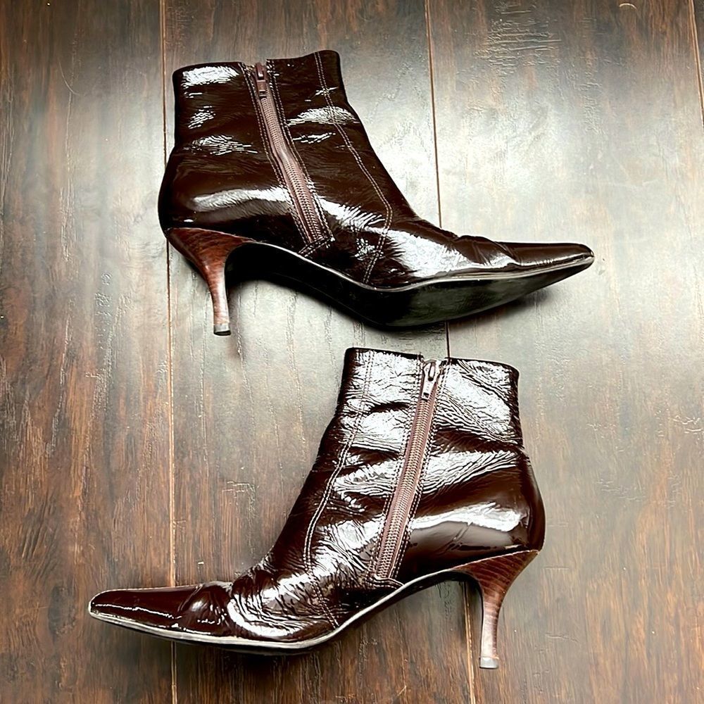Bos. & Co. | Burgundy leather ankle boot heels - Picture 1 of 10